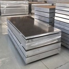 Zilveren aluminium plaatplaat 500-6000 mm Lengte Warmwalsen Verwerkingstechnologie
